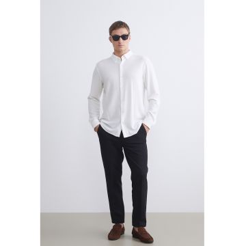 Pantaloni slim-fit cu pliuri