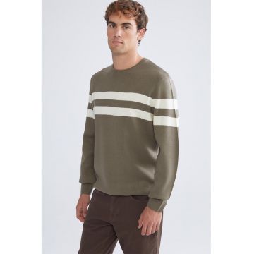 Pulover uni cu decolteu la baza gatului - Kaki