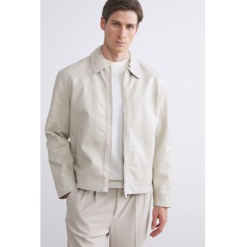 Jacheta din piele ecologica cu guler ascutit - Alb fildes