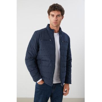 Jacheta matlasata cu guler scurt - Albastru inchis