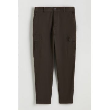 Pantaloni cargo cu croiala dreapta - Maro inchis