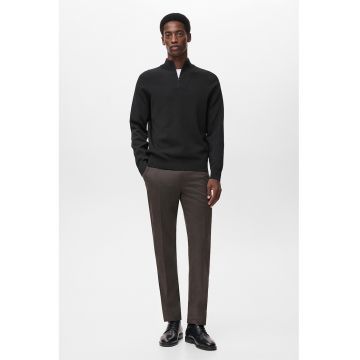 Pantaloni chino cu pensa - Maro inchis