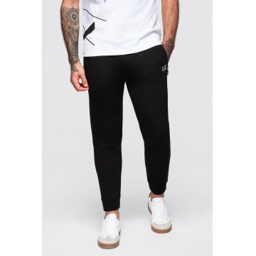 Pantaloni de trening cu buzunare cu fermoar - Negru