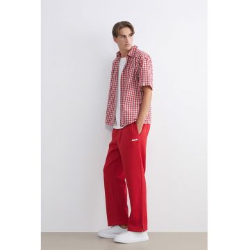 Pantaloni de trening drepti cu croiala dreapta - Rosu