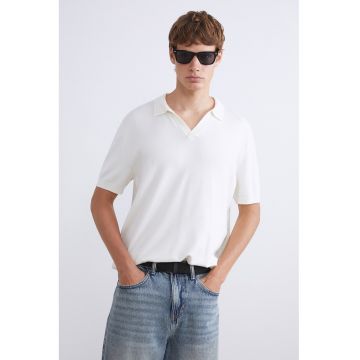 Pulover cu maneci scurte si guler ascutit - Alb murdar