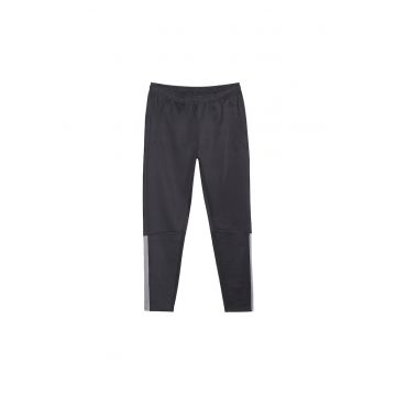 Pantaloni Antrenament Barbati  Negru Intens - Tehnologie 4FDry - Croiala Confortabila - Buzunare Fermoar - Multi Active