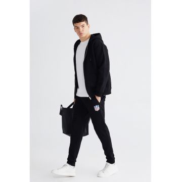 Pantaloni de trening regular fit cu aplicatie NFL - Negru