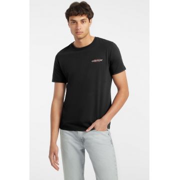 Tricou slim fit cu decolteu la baza gatului - Rosu/Alb/Negru