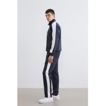Pantaloni de trening cu croiala dreapta si banda laterala contrastanta - Alb/Gri inchis
