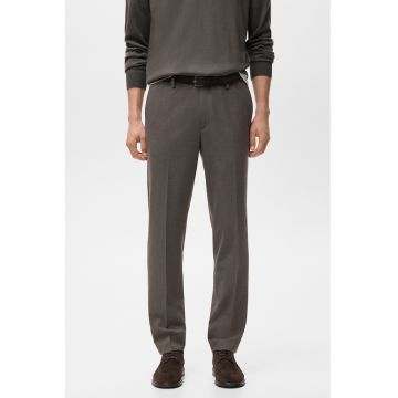Pantaloni eleganti cu croiala slim-fit - Maro