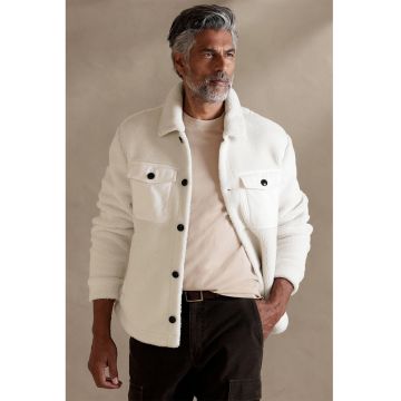 Jacheta de blana shearling sintetica cu buzunare aplicate pe piept