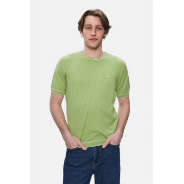 Tricou regular fit cu decolteu la baza gatului Fared - Verde
