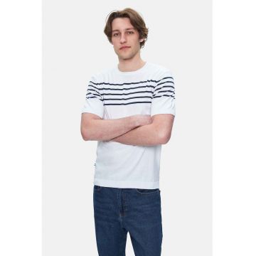 Tricou regular fit cu decolteu la baza gatului Kendrick - Alb