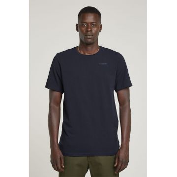 Tricou slim fit cu decolteu la baza gatului Base