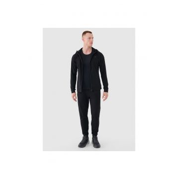 Pantaloni sport barbati  antrenament - culoare neagra - material respirabil