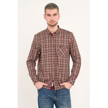 Camasa in caarouri cu buzunar aplicat pe piept - Maro