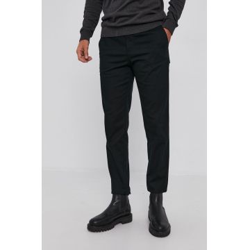 Sisley Pantaloni bărbați, culoarea negru, jogger