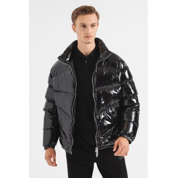 Geaca cu fermoar si umplutura de puf - Negru