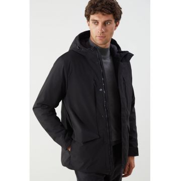 Geaca cu gluga si model uni - Negru
