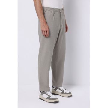 Pantaloni drepti texturati - Maro taupe deschis