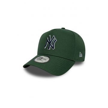 Sapca cu capsa pe partea din spate 9Forty NY Yankees - Verde