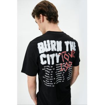 Tricou cu decolteu la baza gatului Burn the City - Negru