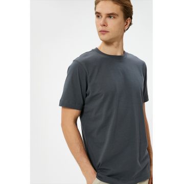 Tricou de bumbac cu decolteu la baza gatului - Gri