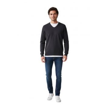 Pulover cu decolteu in V -