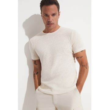 Tricou de bumbac cu decolteu la baza gatului - Alb fildes