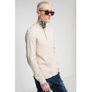 Bluza slim fit cu decolteu henley - Bej