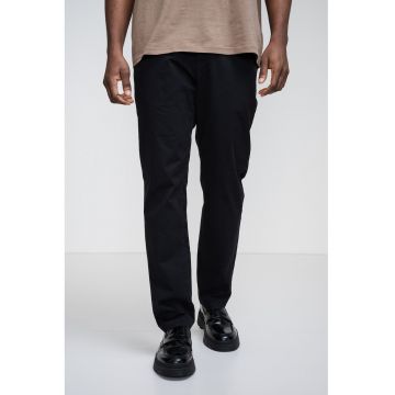 Pantaloni conici cu model uni - Negru