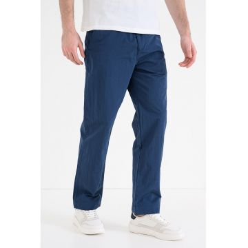 Pantaloni drepti cu o curea in talie - Albastru inchis