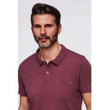 Tricou cu model uni si buzunar pe piept - Rosu capsuna