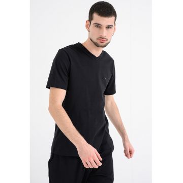 Tricou uni cu decolteu in V - Negru