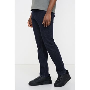 Blugi slim fit cu talie medie Delaware - Albastru ultramarin