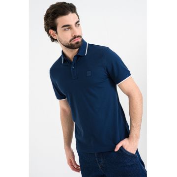 Tricou polo slim fit Passertip - Alb optic/Bleumarin