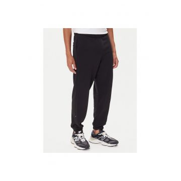 Pantali sport barbati On - negru -