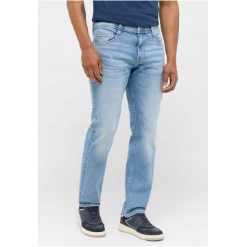 Blugi Barbati -  Denver Straight - Straight Fit - Talie Medie - 5 Buzunare - Fermoar - Lungi - Bumbac - W31-L30 US - Albastru