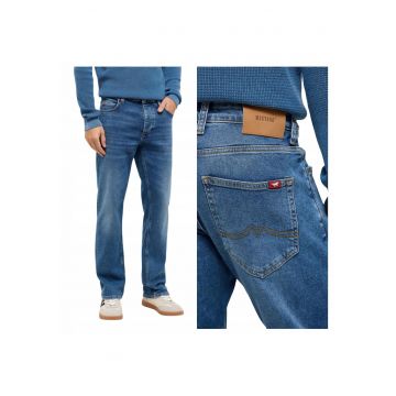 Blugi Barbati -  Style Michigan Straight - Straight Fit - Talie Medie - 5 Buzunare - Fermoar - Lungi - Bumbac - W32-L30 US - Albastru