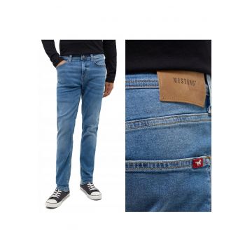 Blugi Barbati -  Vegas Slim - Slim Fit - Talie Medie - 5 Buzunare - Fermoar - Lungi - Bumbac - W33-L30 US - Albastru