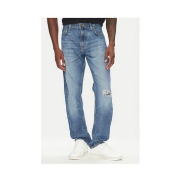 Blugi cu croiala conica si rupturi decorative