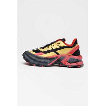 Pantofi D-Cage cu talpa cu aspect masiv - Negru/Galben pal/Rosu stins