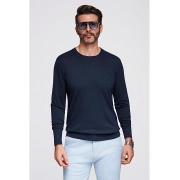 Pulover uni cu decolteu la baza gatului - Bleumarin