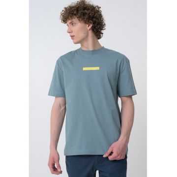 Tricou cu decolteu la baza gatului - Verde
