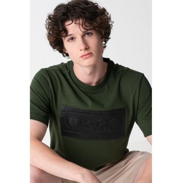 Tricou cu decolteu la baza gatului si maneci cazute