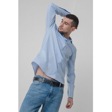 Camasa cu guler fixat cu nasturi - Albastru azur