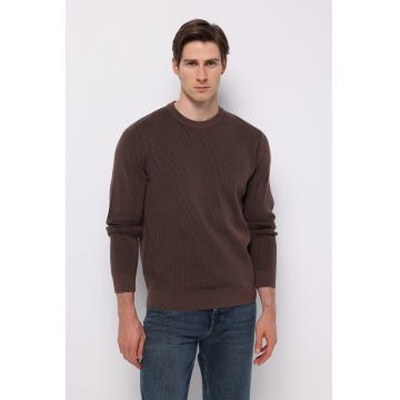 Pulover striat cu model uni - Maro pamantiu