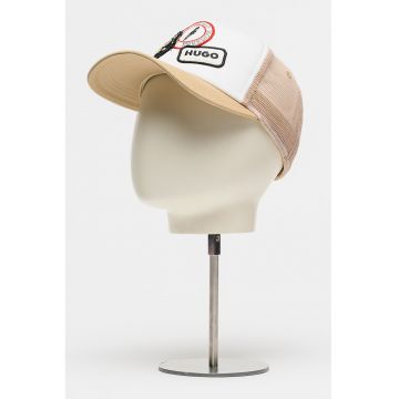 Sapca trucker cu capsa si aplicatii multiple - Maro camel/Alb optic