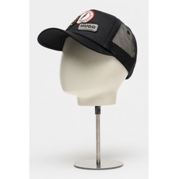 Sapca trucker cu capsa si aplicatii multiple - Negru