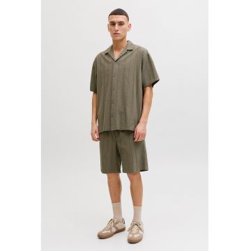 Set de camasa texturata din amestec de bumbac organic si pantaloni scurti - 2 piese - Kaki inchis